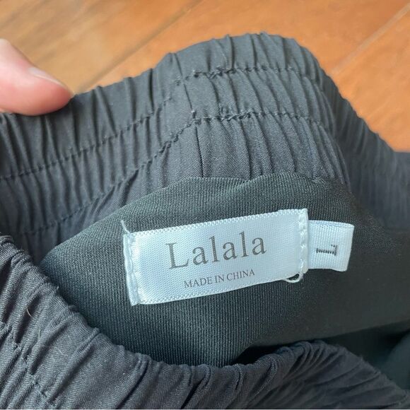 Amazon Workout Shorts - Picture 3 of 4